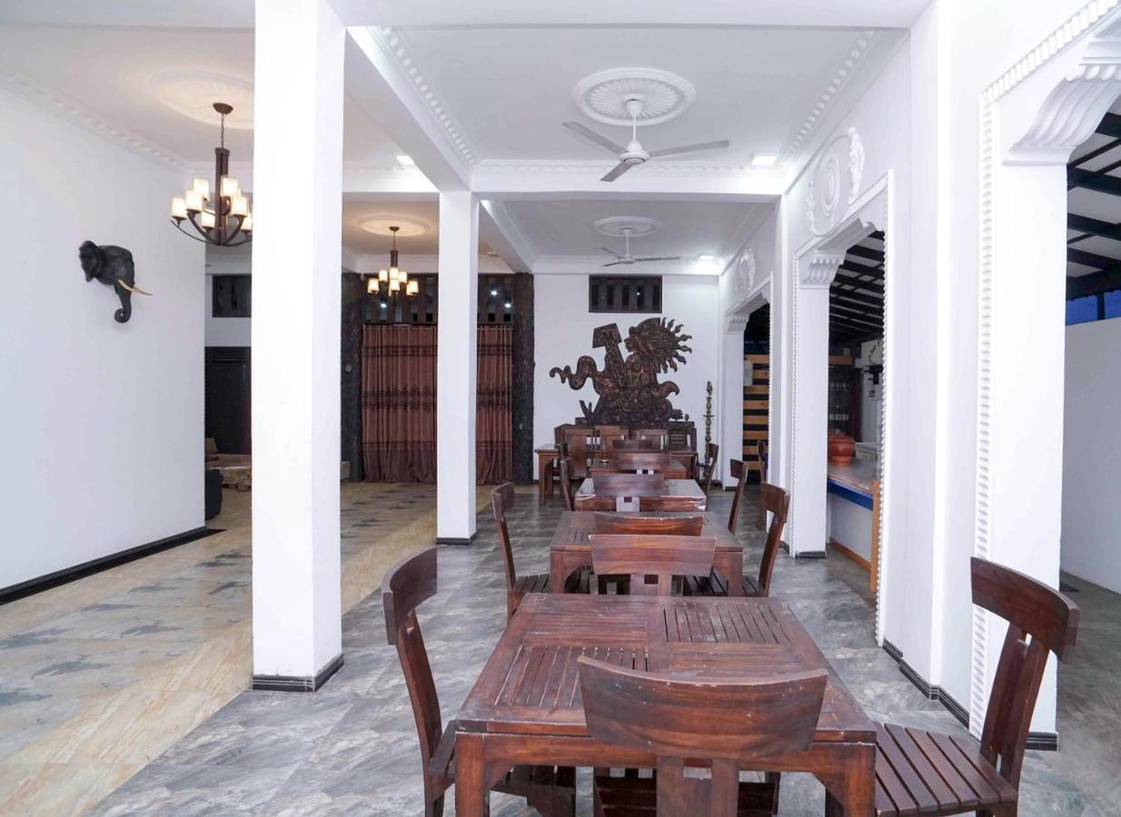 Shirantha Hotel كالي المظهر الخارجي الصورة