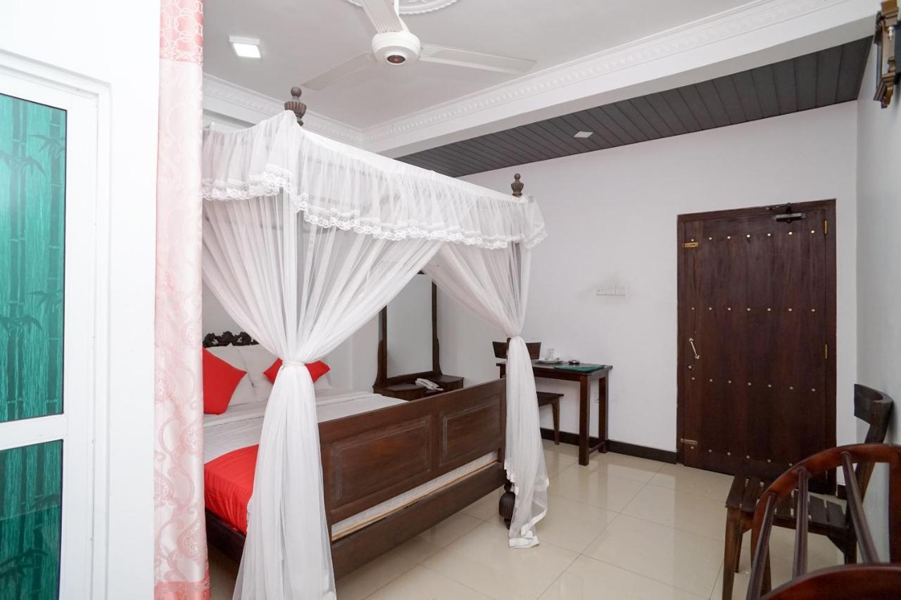 Shirantha Hotel كالي المظهر الخارجي الصورة
